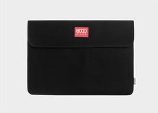 Laptop case in Black hemp via 8000kicks